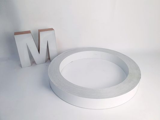 Capuz de corte de bobina de carta de canal personalizável para aplicações de sinalização profissional