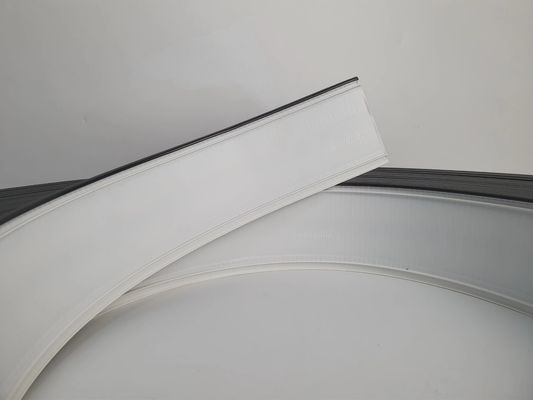 Empilhadeira de canal de alumínio preto de tipo J, empilhadeira de tampa de corte para dobra manual de precisão